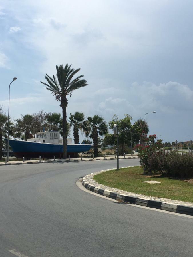 Larnaca Beach Apartment 44 Exterior photo